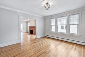 featured image of 9 Bretton Rd #2