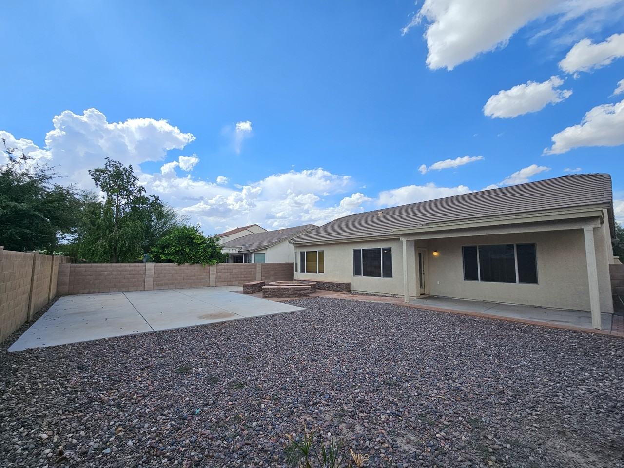 7491 West Colony Park Drive - Photo 2 of 28