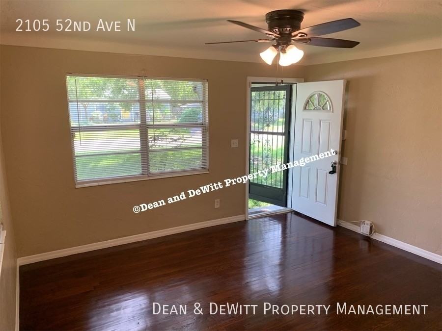 2105 52nd Ave N - Photo 3 of 17