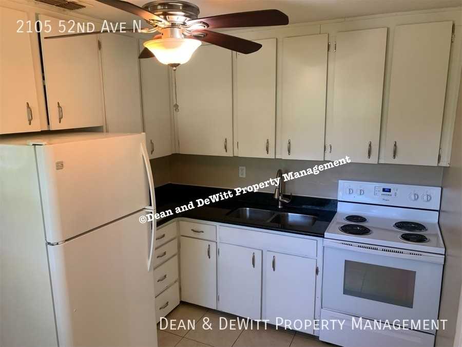 2105 52nd Ave N - Photo 6 of 17