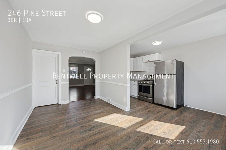 246 Pine St - Photo 2 of 13