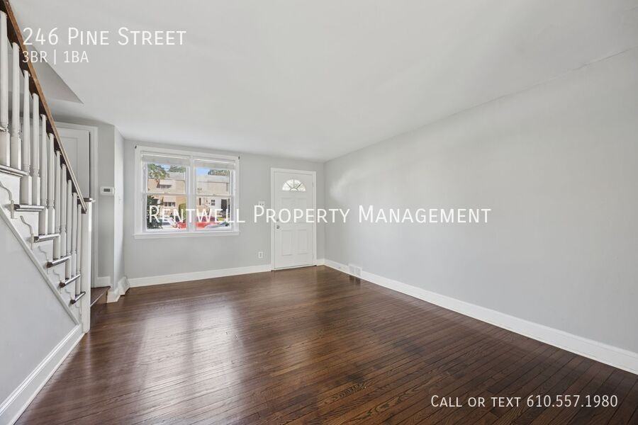 246 Pine St - Photo 3 of 13