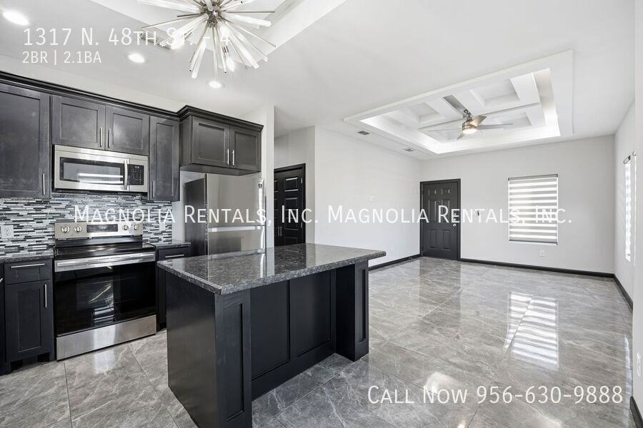 1317 N 48th St #4 - Photo 5 of 11