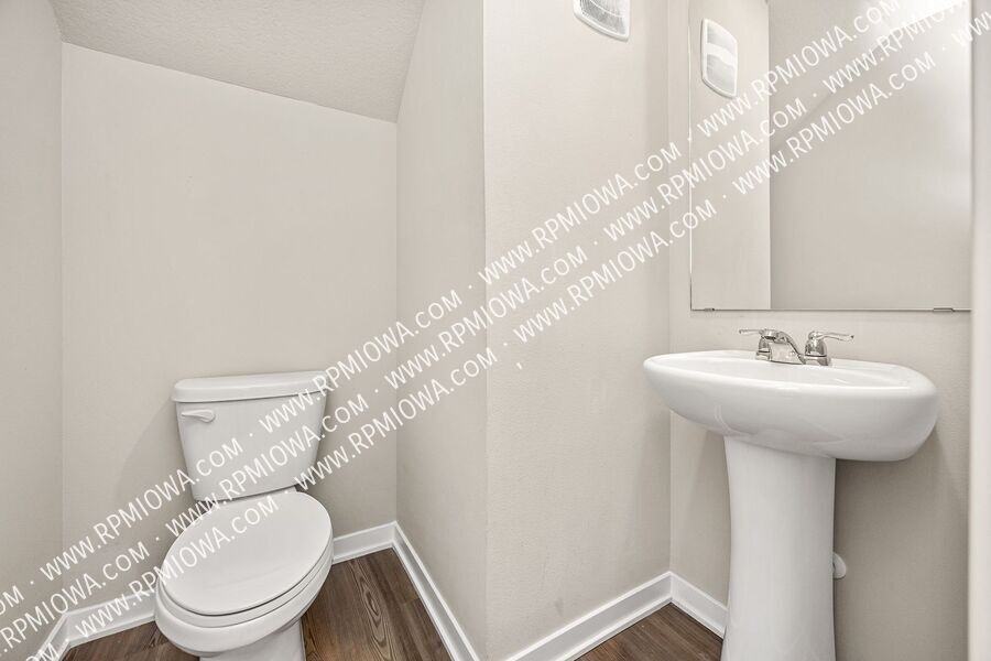 2578 Se Morningdew Dr - Photo 2 of 21