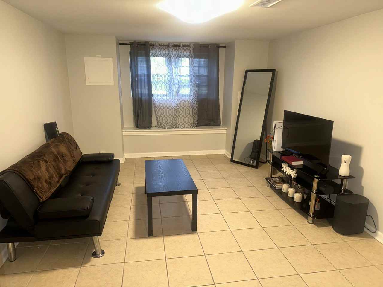 6221 S Massasoit Ave #NA - Photo 2 of 11
