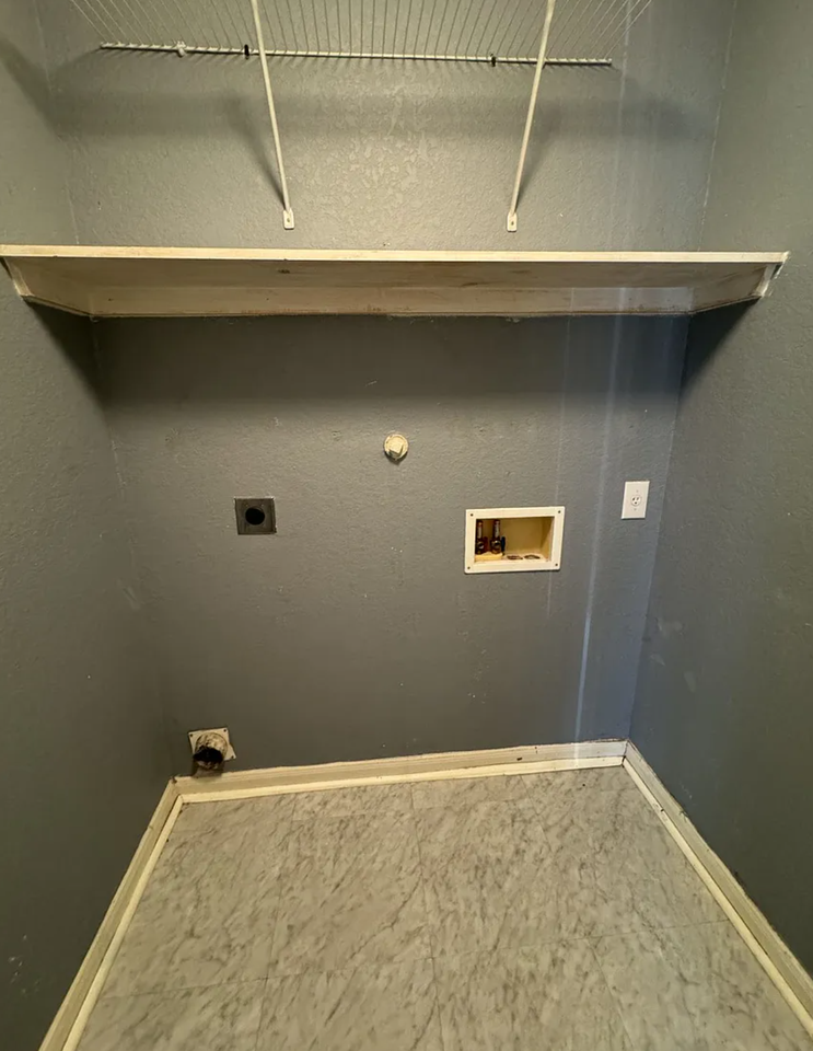 9334 Ingleton #NA - Photo 5 of 24