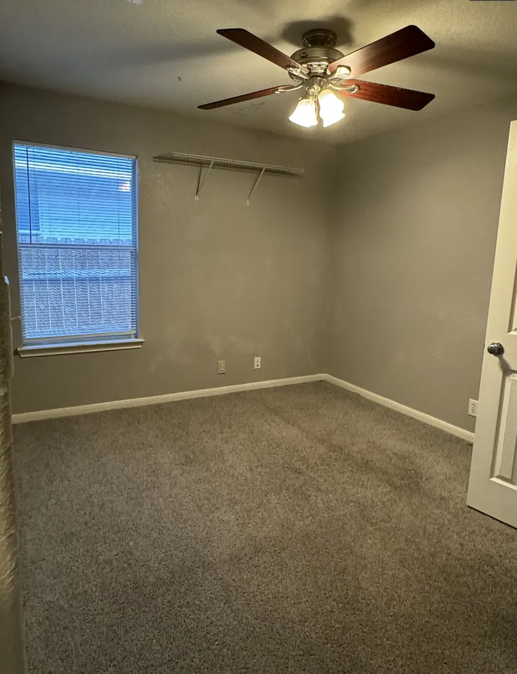 9334 Ingleton #NA - Photo 6 of 24