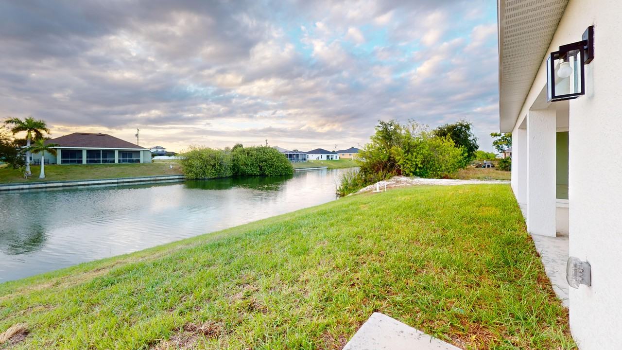 2028 Northeast 6th Avenue #NA - Photo 2 of 25