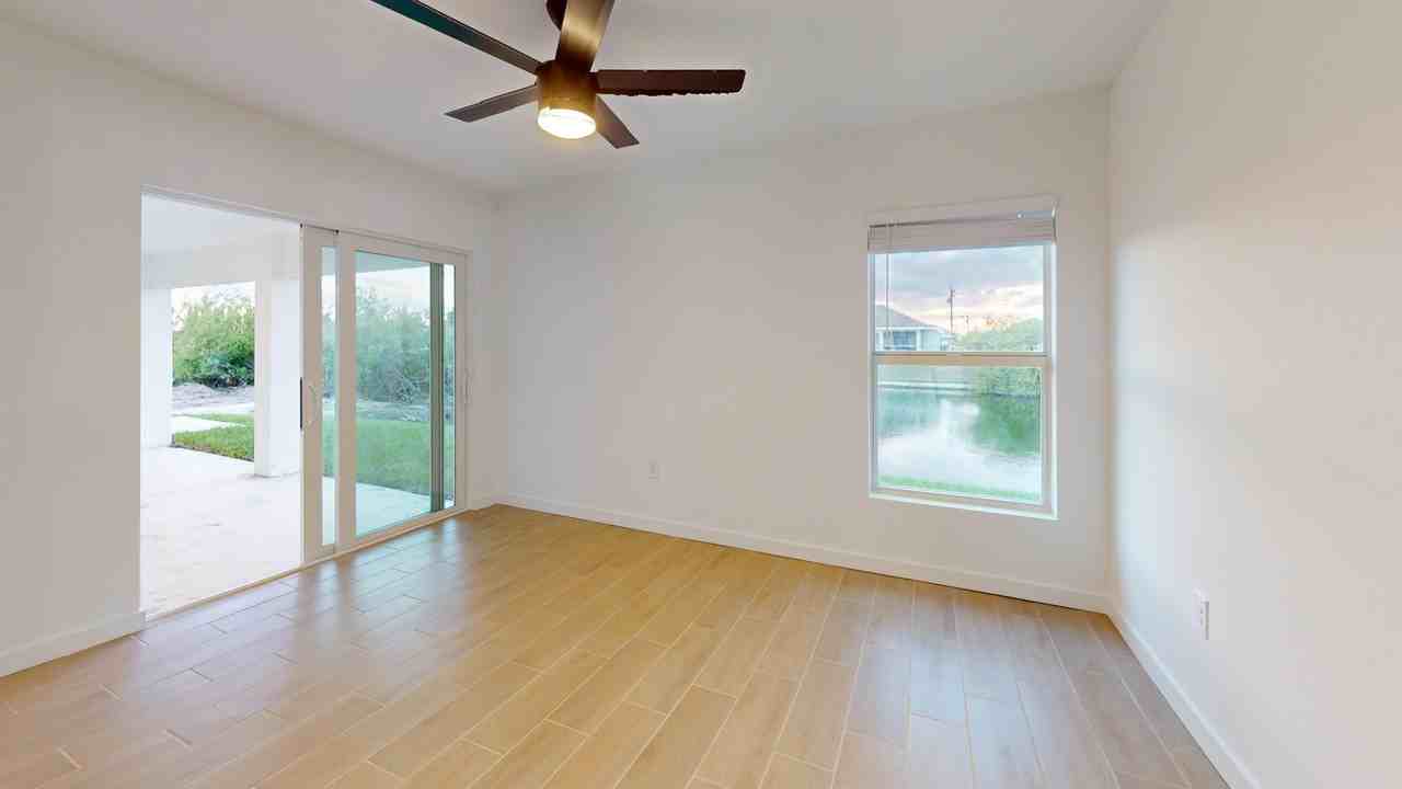 2028 Northeast 6th Avenue #NA - Photo 4 of 25