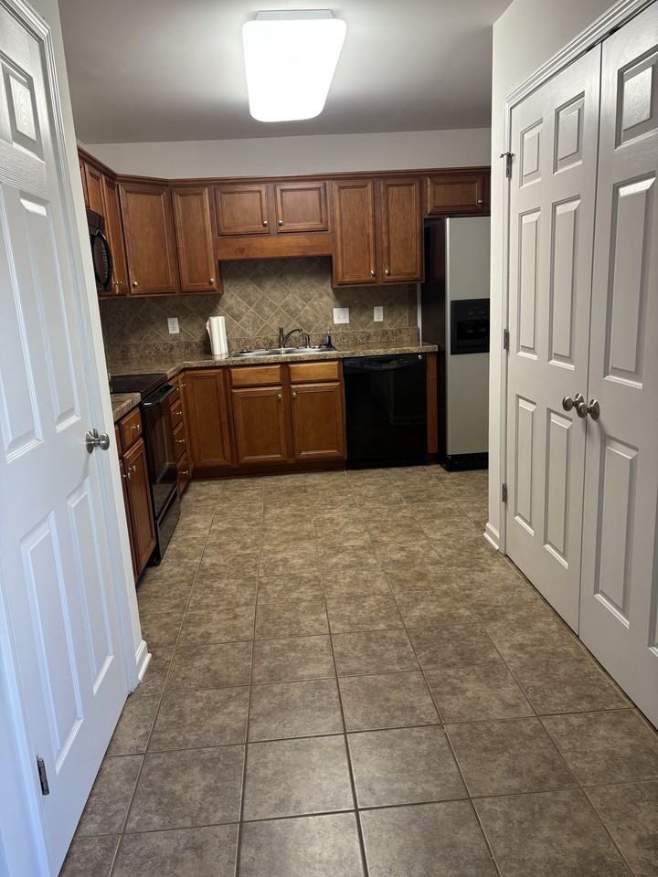 5638 Roundup Circle #5638 - Photo 6 of 20