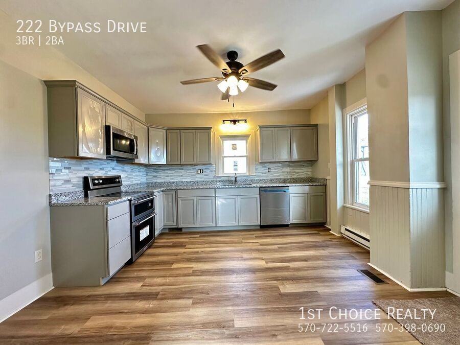 222 Bypass Drive - Photo 5 of 17