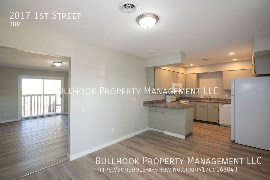 2017 1st St - Photo 2 of 36