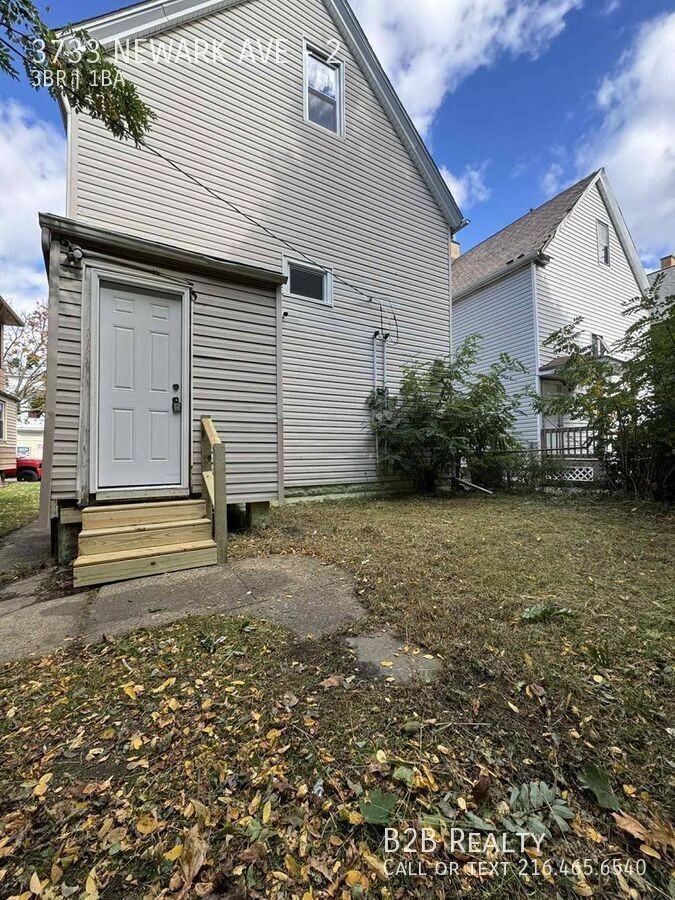 3733 Newark Avenue #2 - Photo 3 of 38