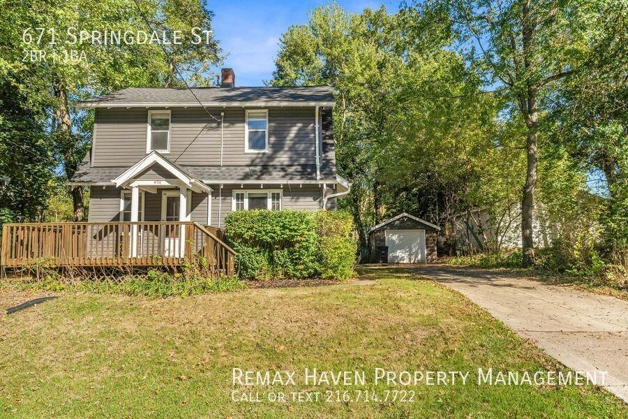671 Springdale St - Photo 2 of 29