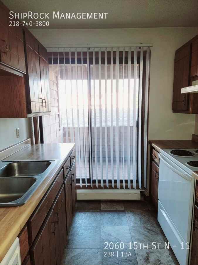 2060 15th Street North #11 - Photo 7 of 11