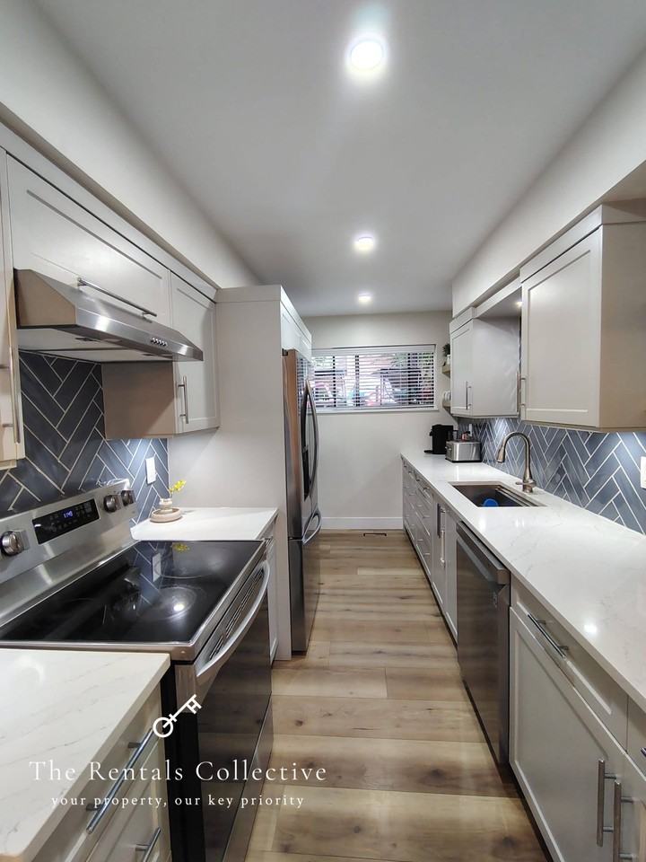 187 Cardiff Way - Photo 3 of 20