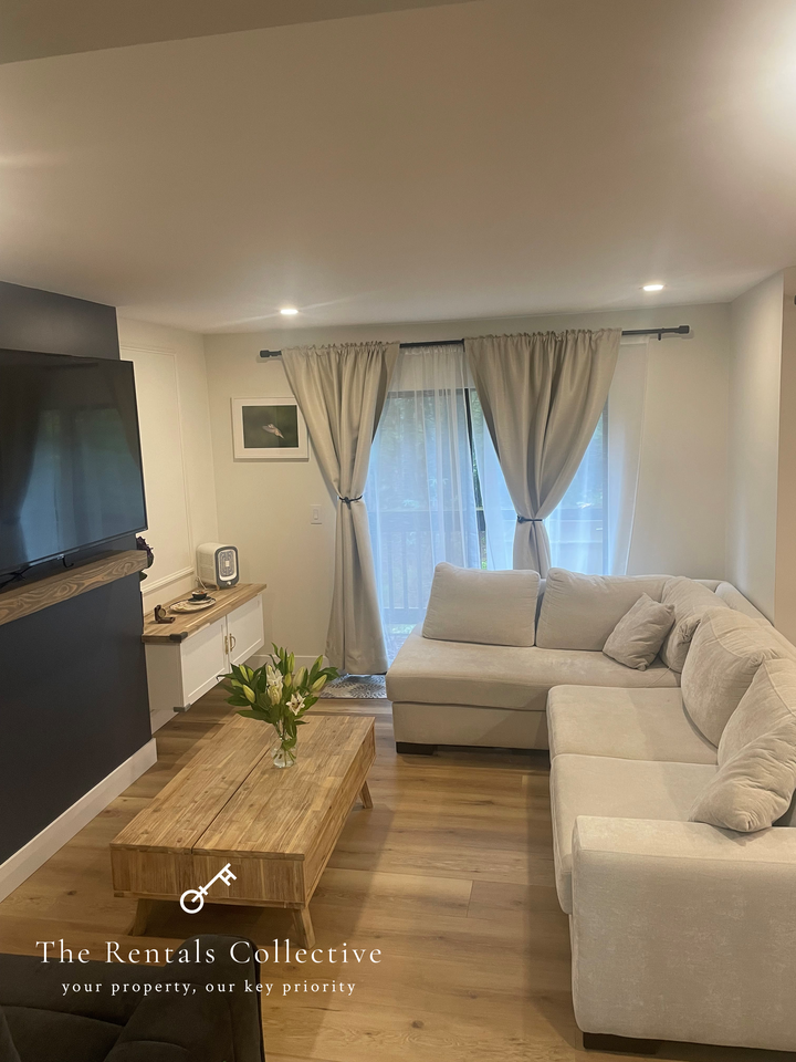 187 Cardiff Way - Photo 2 of 20