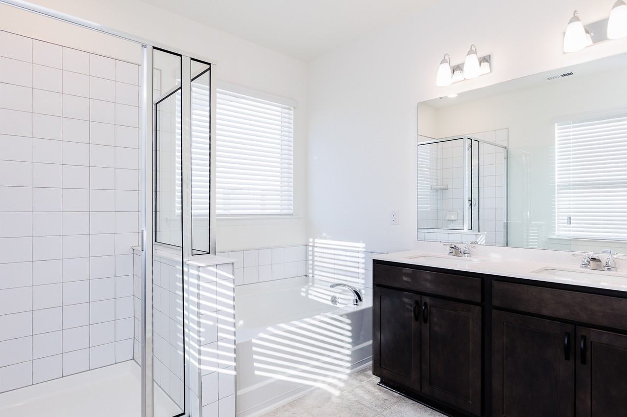 2710 Turner Pines Dr - Photo 3 of 46