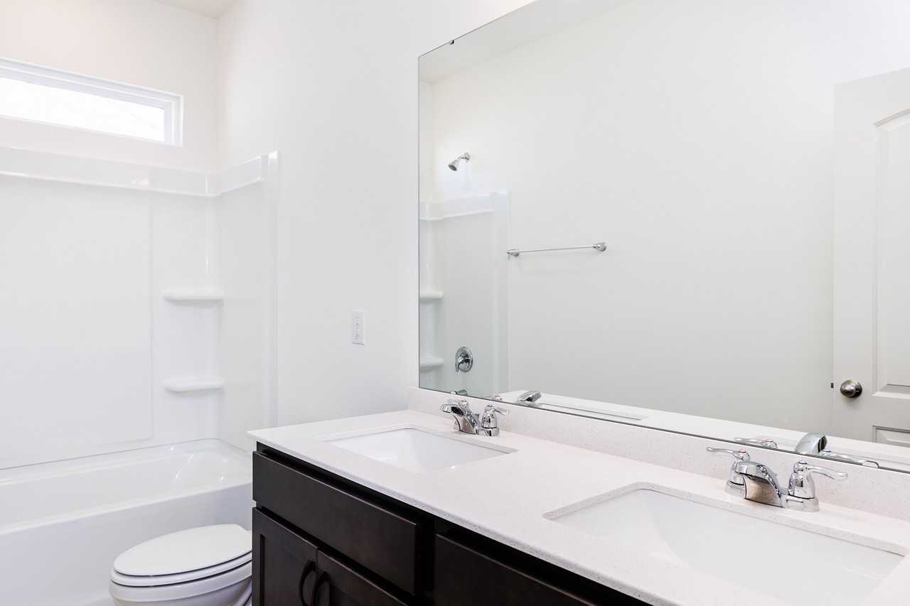 2710 Turner Pines Dr - Photo 4 of 46