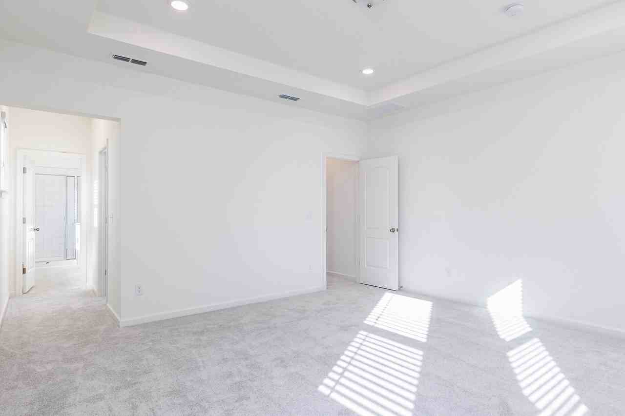 2710 Turner Pines Dr - Photo 4 of 46