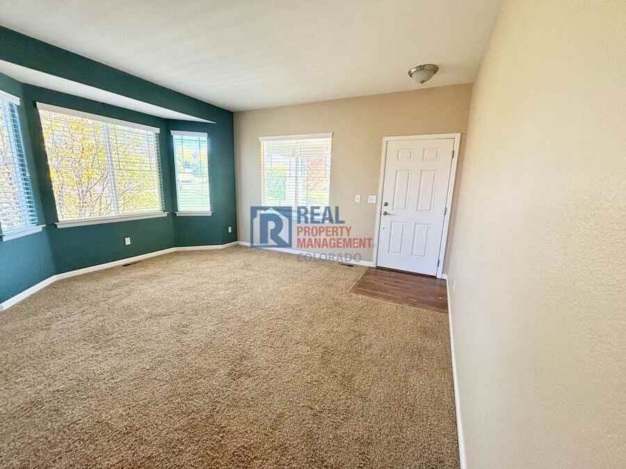 4640 Ginger Court - Photo 4 of 25