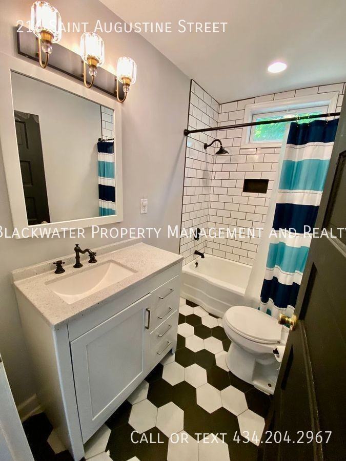 216 Saint Augustine St - Photo 6 of 14