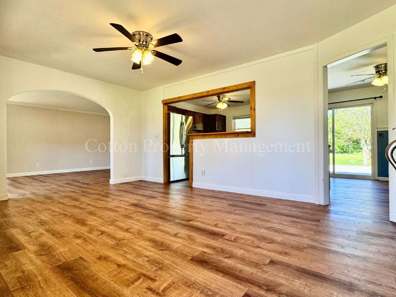 101 Hyacinth St - Photo 6 of 43