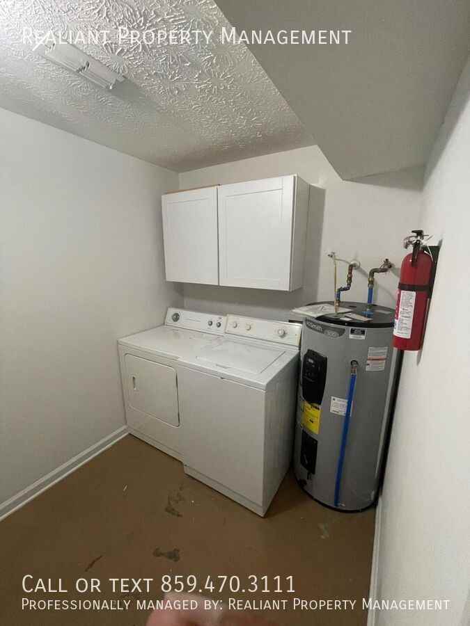 1185 Mount Rushmore Way - Photo 6 of 24