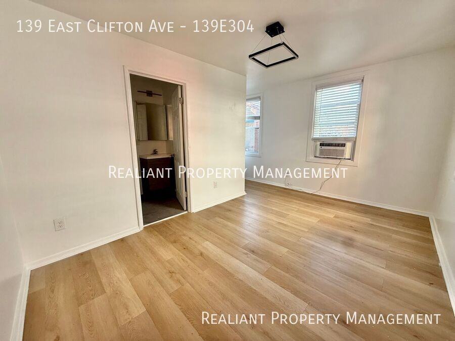 139 E Clifton Ave #139E304 - Photo 5 of 6