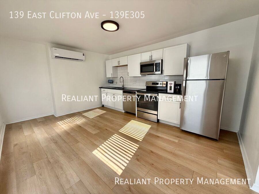 139 E Clifton Ave #139E305 - Photo 4 of 17