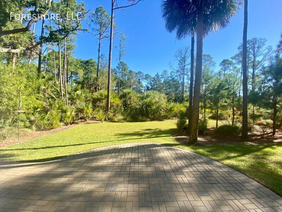 7 Palmetto Point Dr - Photo 3 of 38