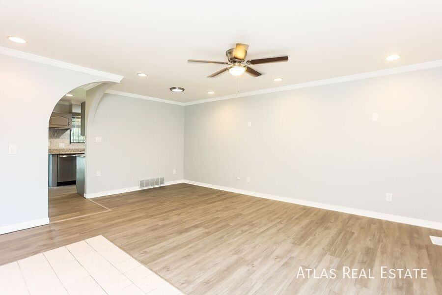 15995 E Iliff Pl - Photo 3 of 21