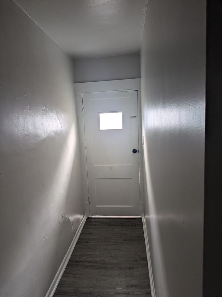 1301 Stuart St #1301 - Photo 4 of 15