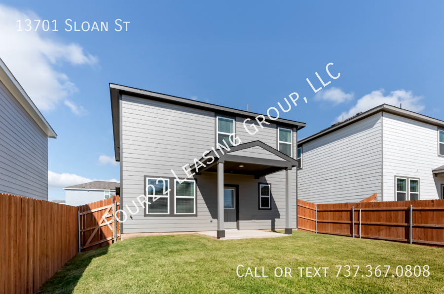 13701 Sloan St - Photo 6 of 17