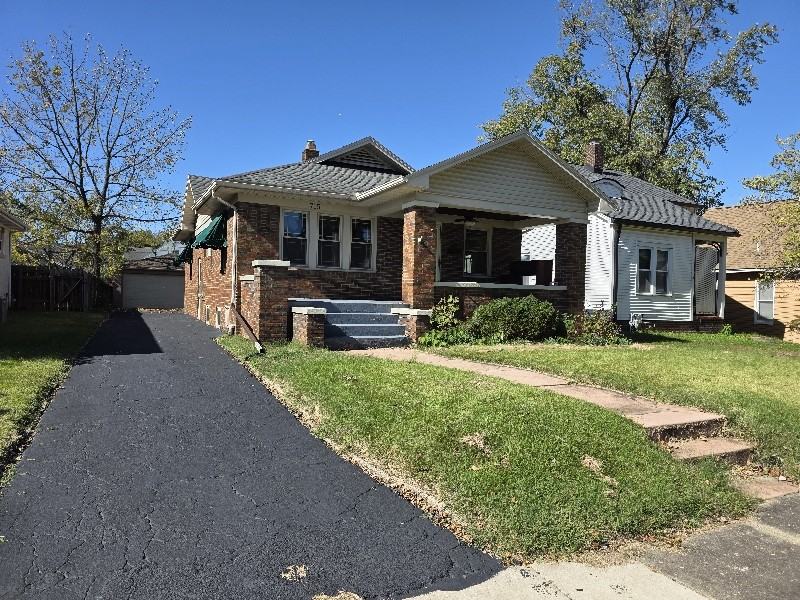 715 South Rotherwood Avenue - Photo 2 of 14