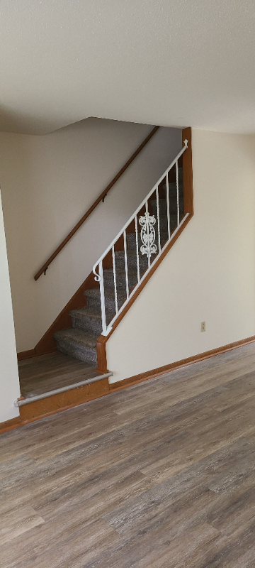 1429 West Grandview Boulevard - Photo 2 of 19