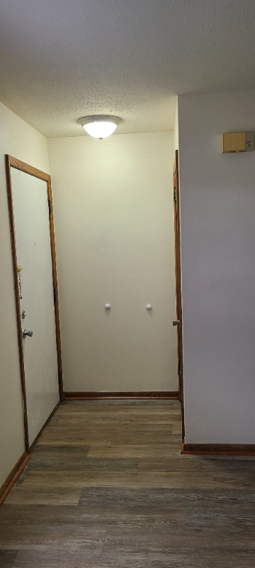 1429 West Grandview Boulevard - Photo 3 of 19