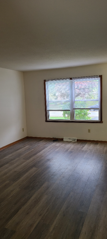 1429 West Grandview Boulevard - Photo 4 of 19