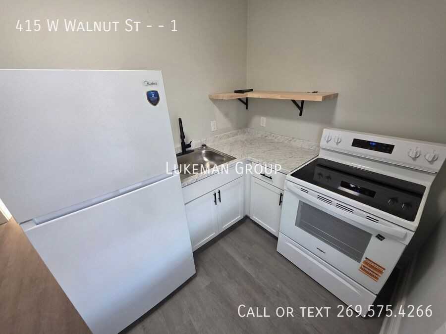 415 West Walnut Street #1 - Photo 4 of 7