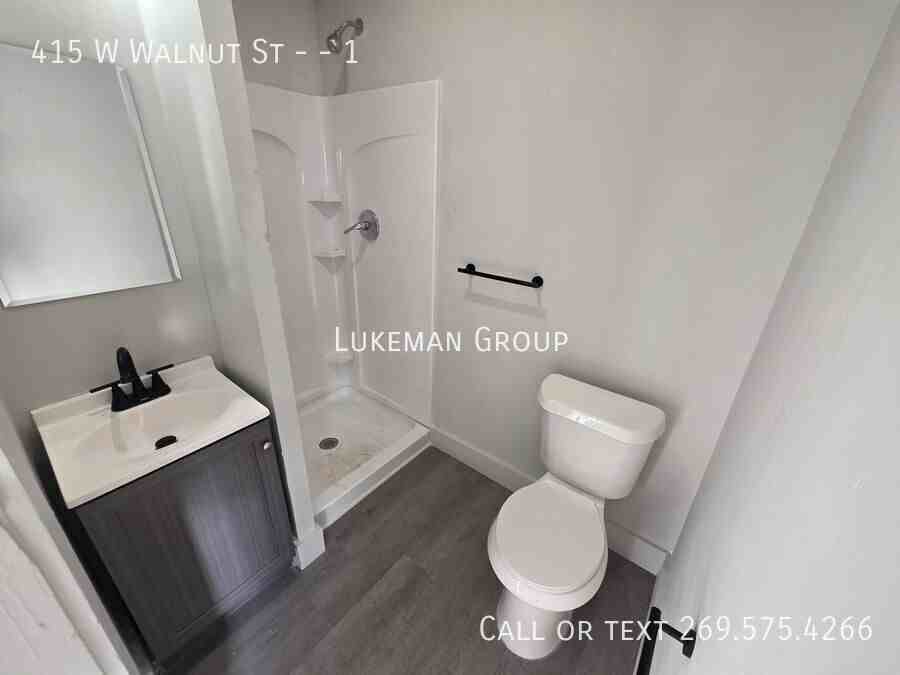 415 West Walnut Street #1 - Photo 6 of 7