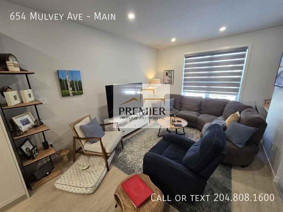 654 Mulvey Avenue #MAIN - Photo 4 of 16