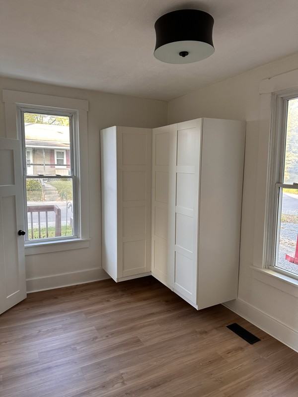 564 Cooper Ave - Photo 2 of 21