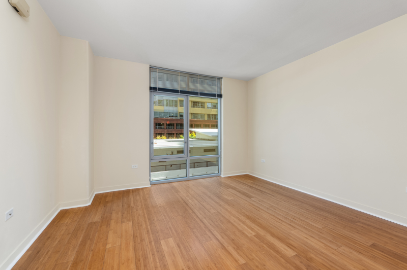 425 W Beech St #611 - Photo 3 of 20