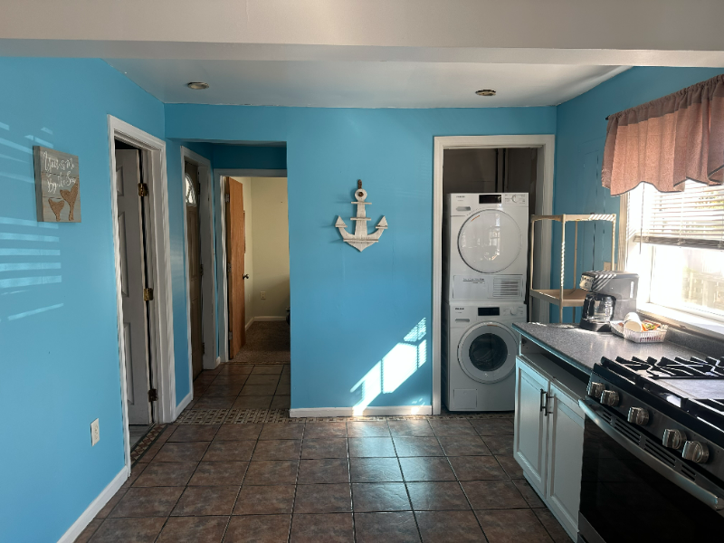 12 M St #1 - Photo 5 of 12