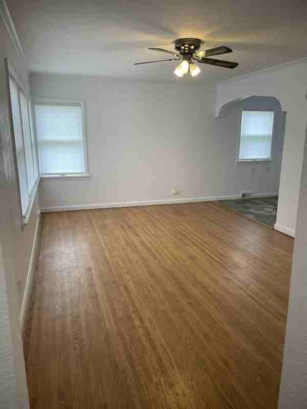 2109 4th Ave N - Photo 5 of 14