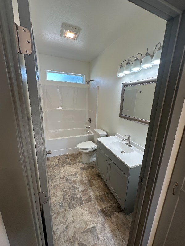 1017 Pullman St #2UPPERUNIT - Photo 4 of 6