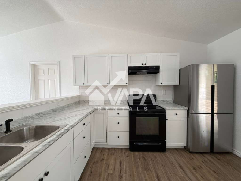 5535 Indian Desert St - Photo 3 of 14