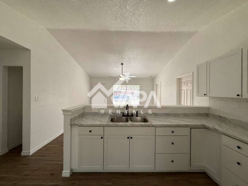 5535 Indian Desert St - Photo 5 of 14