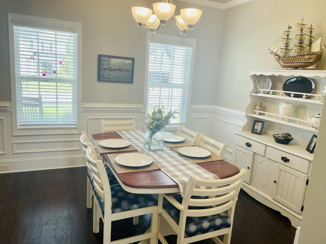 321 Cornhill Road - Photo 7 of 44