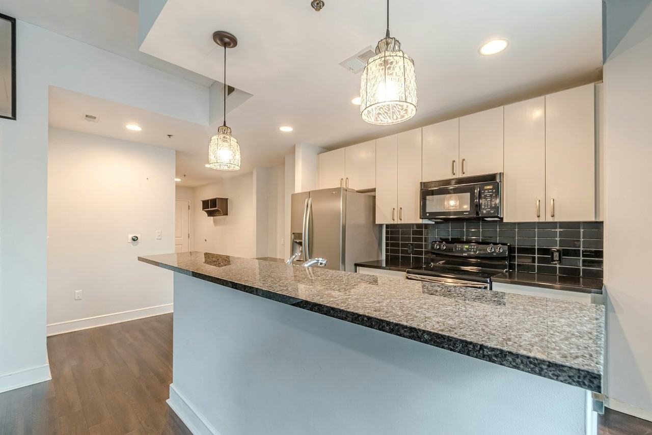 44 Peachtree Place Northwest Unit 429, Unit 429 - Photo 6 of 21